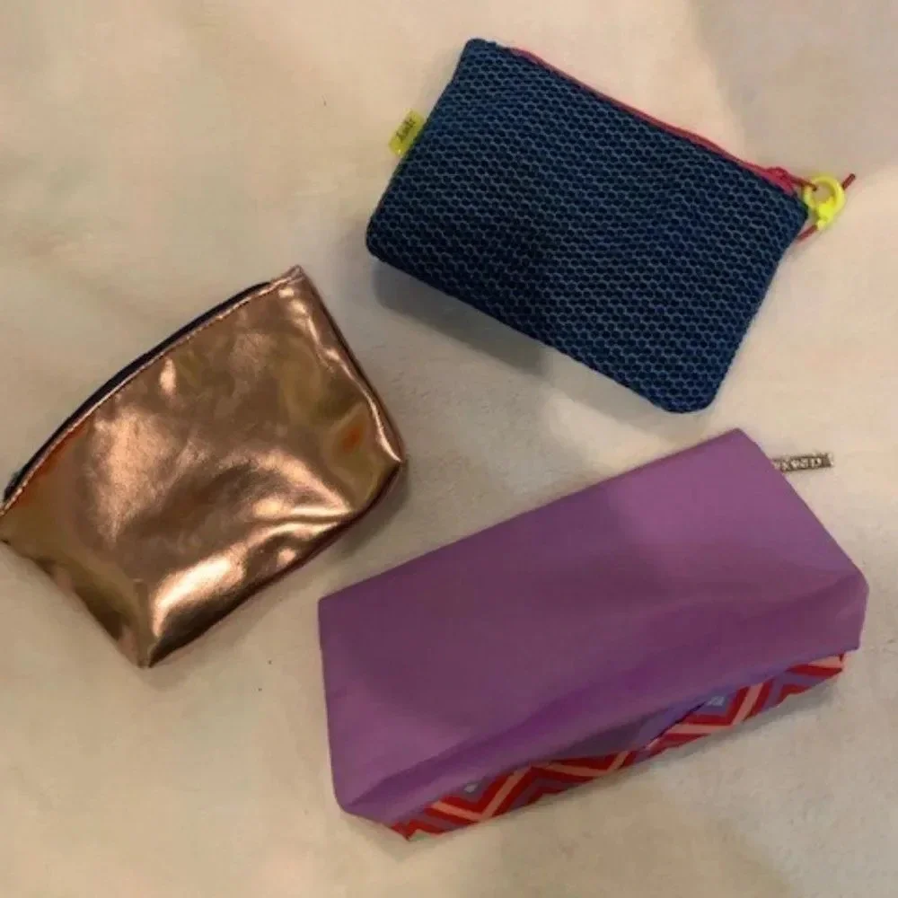 Estee Lauder this listing